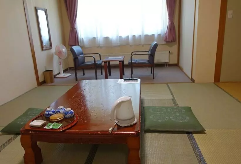 Hotelli Nukabirakan Kanko