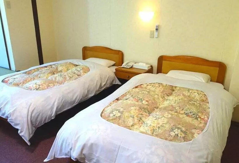 Hotelli Nukabirakan Kanko