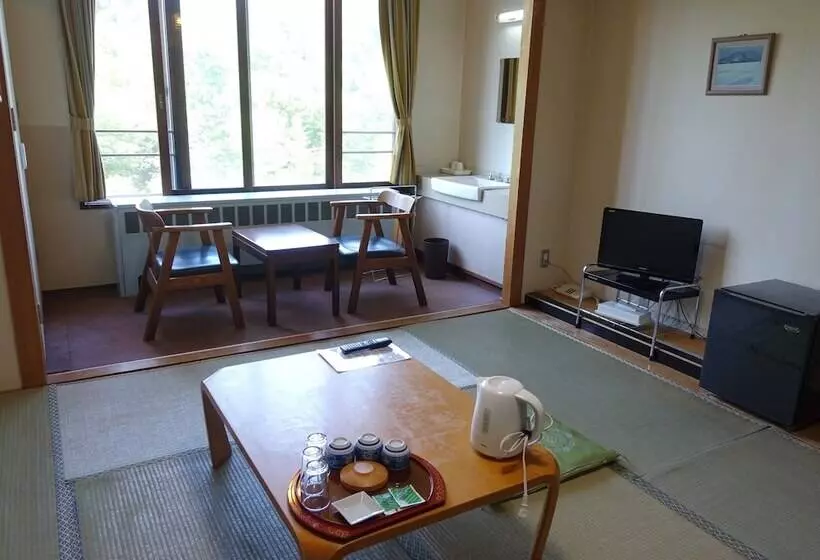 Hotelli Nukabirakan Kanko