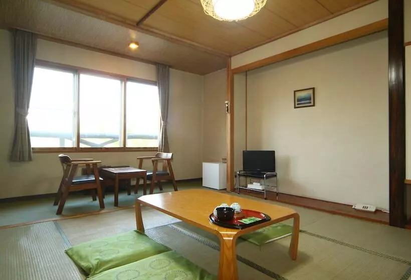 Hotelli Nukabirakan Kanko