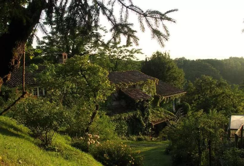 Maaseutuhotelli La Traversina