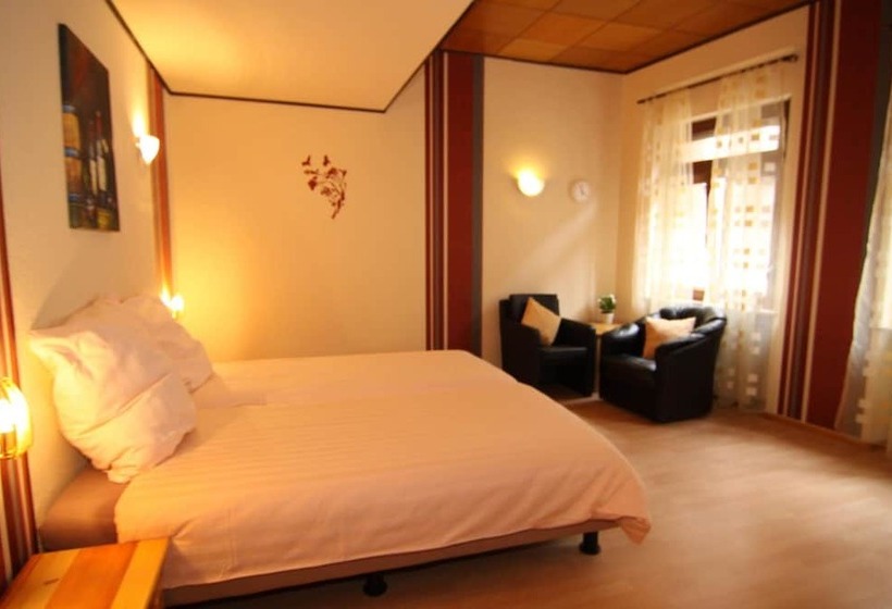 호텔 Zur Dorfschänke