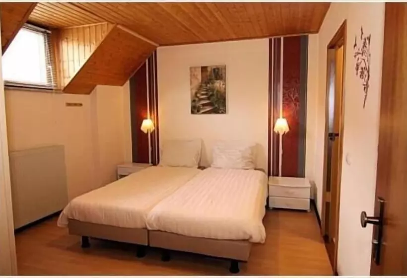 Hotelli Zur Dorfschänke