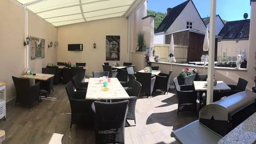 Hotelli Zur Dorfschänke