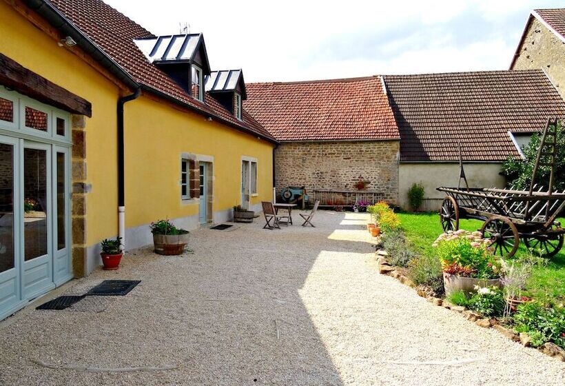 بنسيون Datcha Bourguignonne, Chambres & Gîte