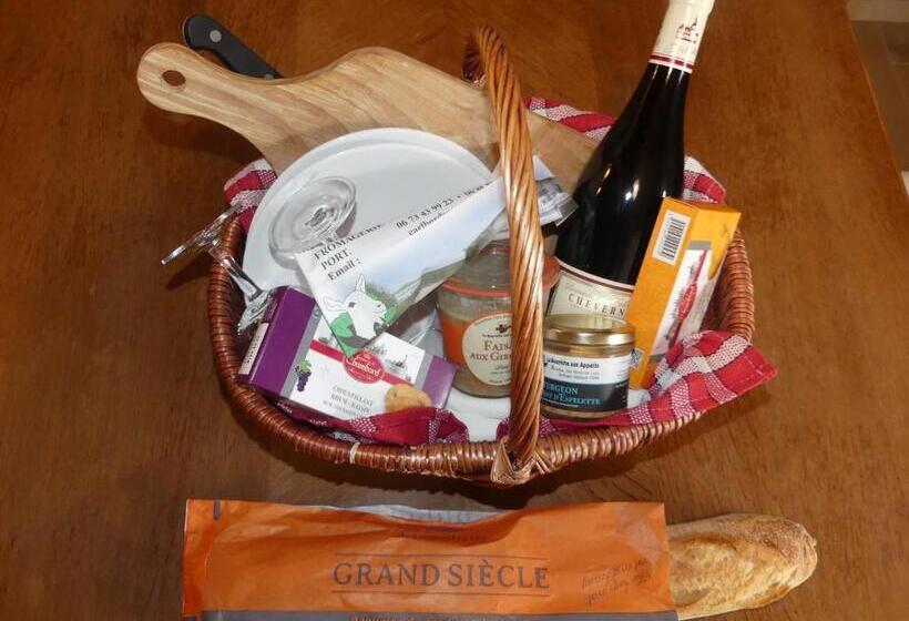 ベッドアンドブレックファースト La Blinerie