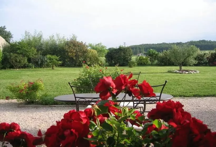 Aamiaismajoitus (B&B) Terre De Garance