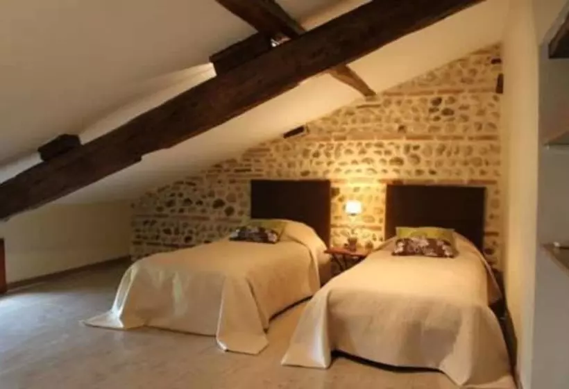 Aamiaismajoitus (B&B) Terre De Garance