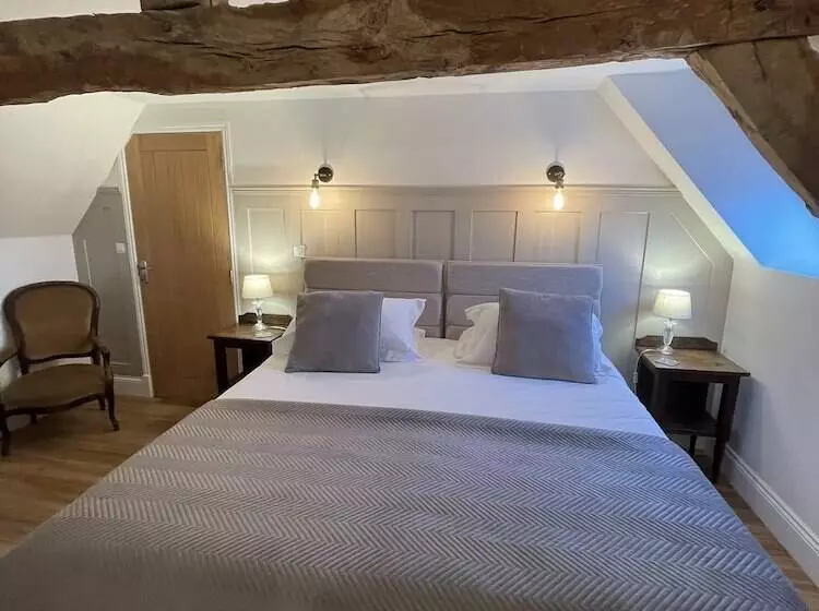 Frenes B & B