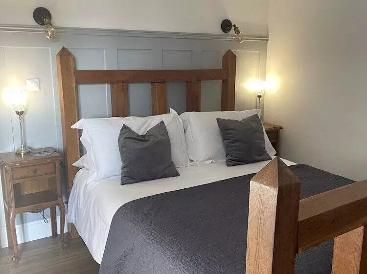 Frenes B & B