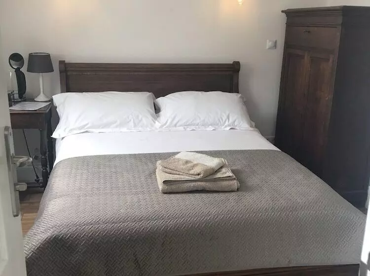 Frenes B & B