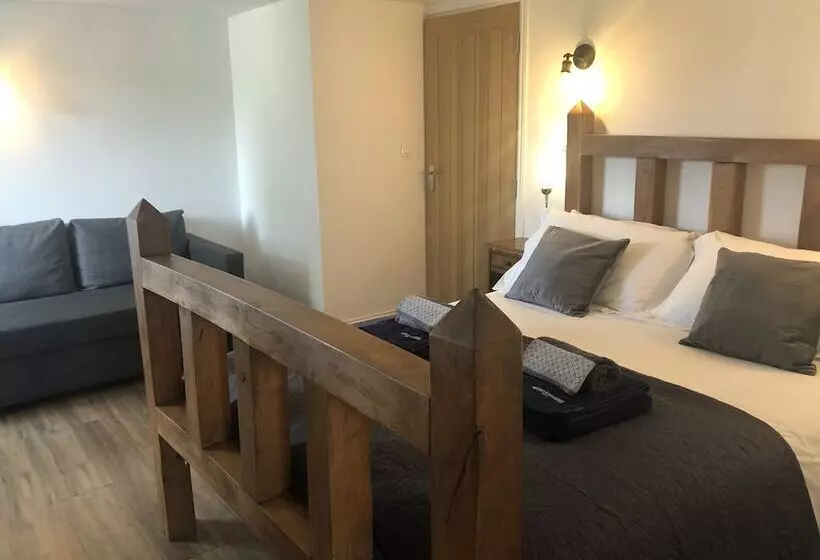Frenes B & B