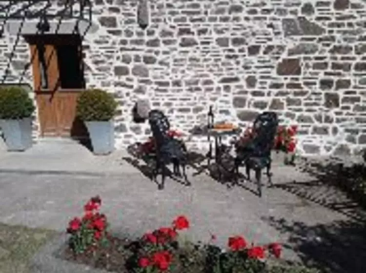 Frenes B & B