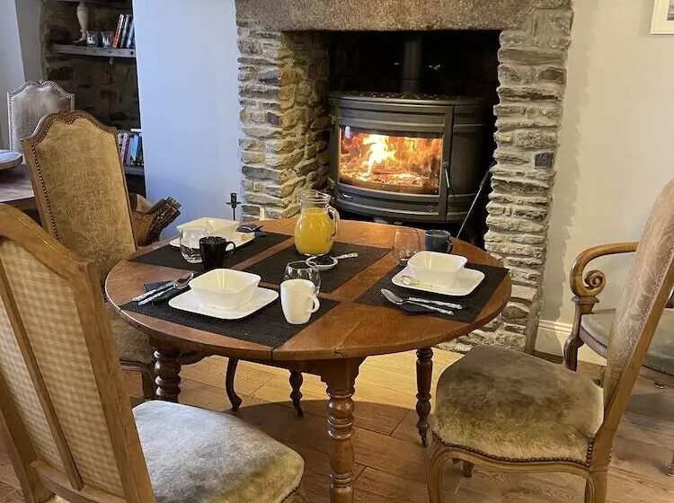 Frenes B & B