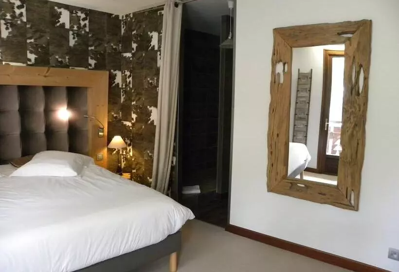 ホテル Auberge Des Clarines