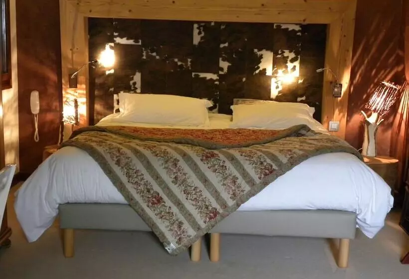 ホテル Auberge Des Clarines