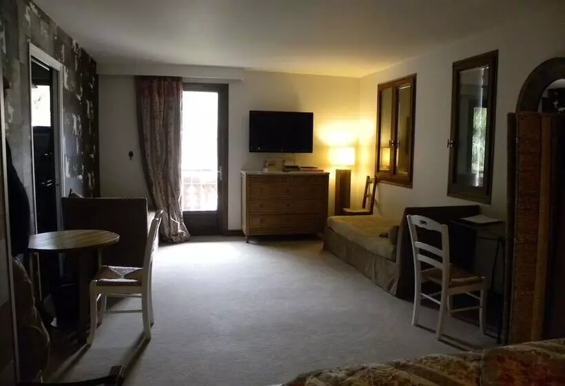 ホテル Auberge Des Clarines