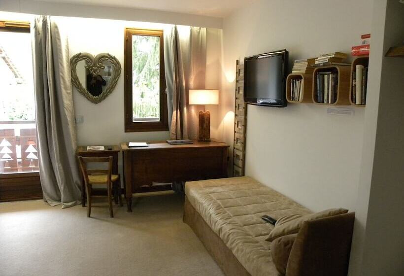 호텔 Auberge Des Clarines