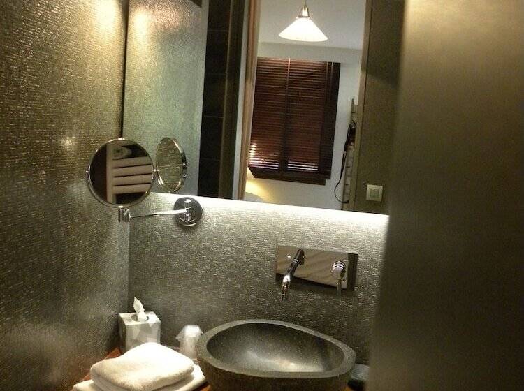 호텔 Auberge Des Clarines