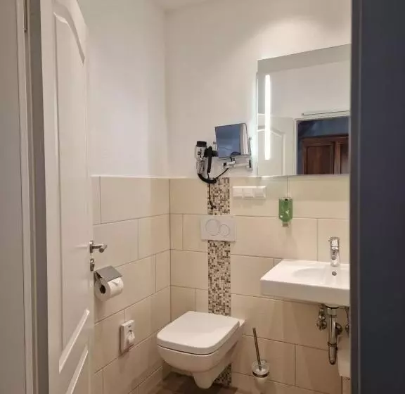 Hotelli Burg Warberg