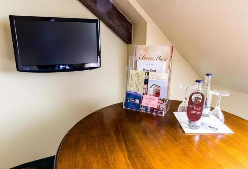 Hotelli Burg Warberg