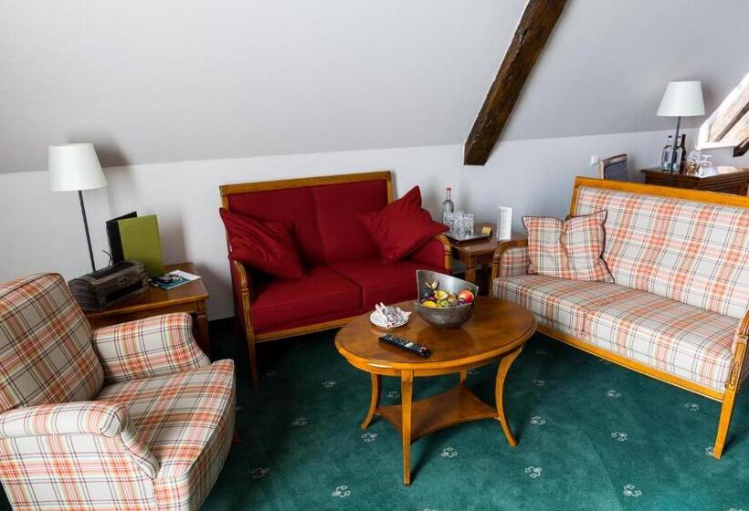 ホテル Burg Warberg