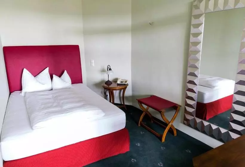 Hotelli Burg Warberg