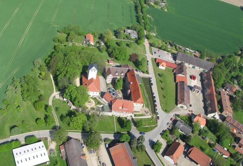 ホテル Burg Warberg