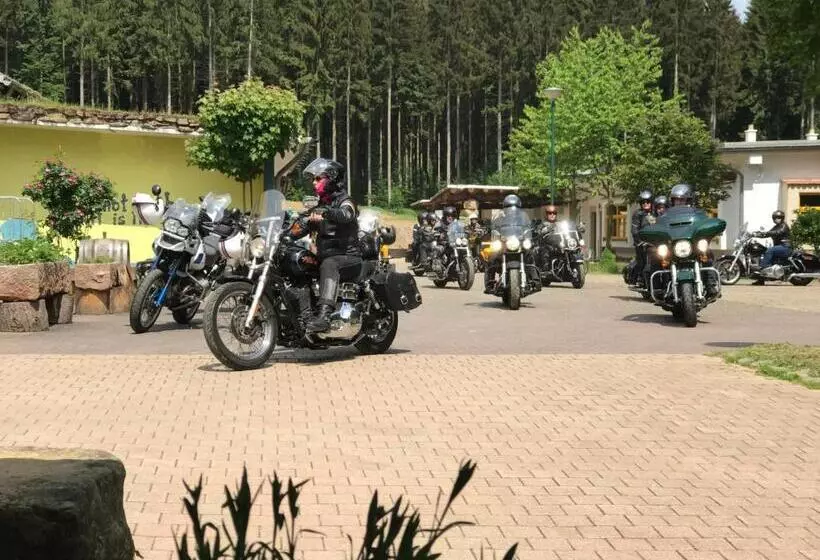 Hotelli Huttenmuhle Hillscheid