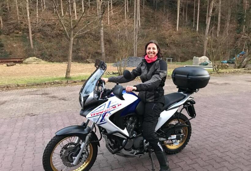 בית מלון כפרי Huttenmuhle Hillscheid