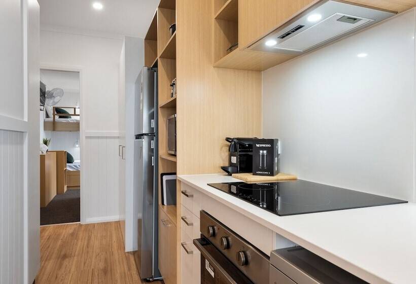 Отель Ingenia Holidays Merry Beach