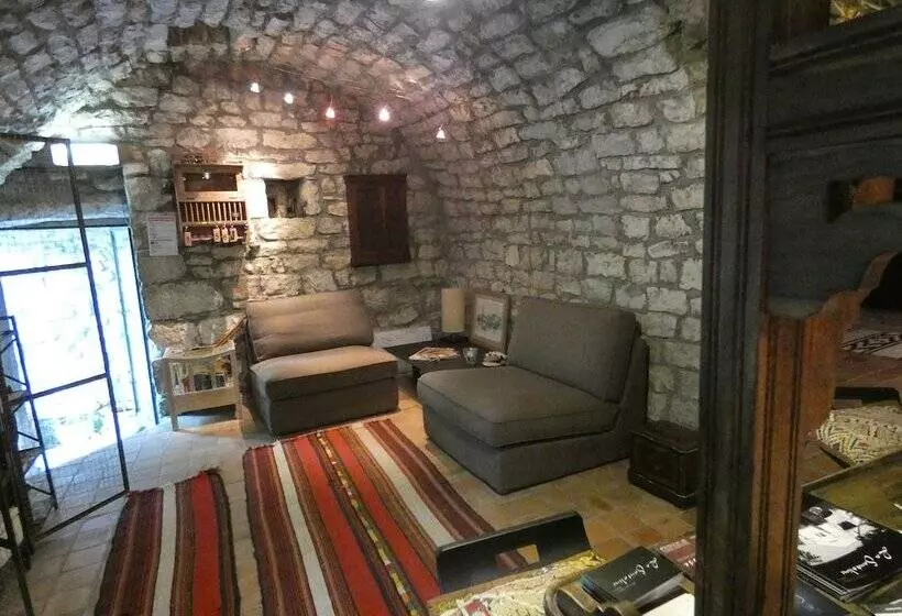 Hotelli La Santoline