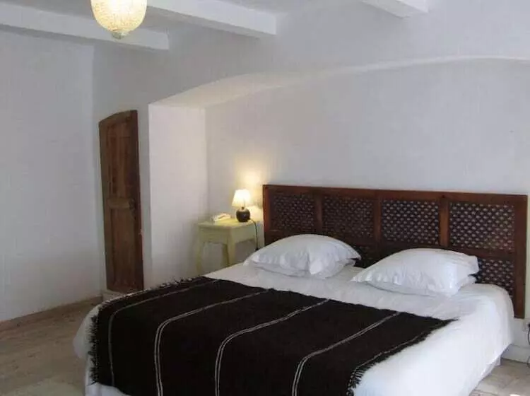 Hotelli La Santoline