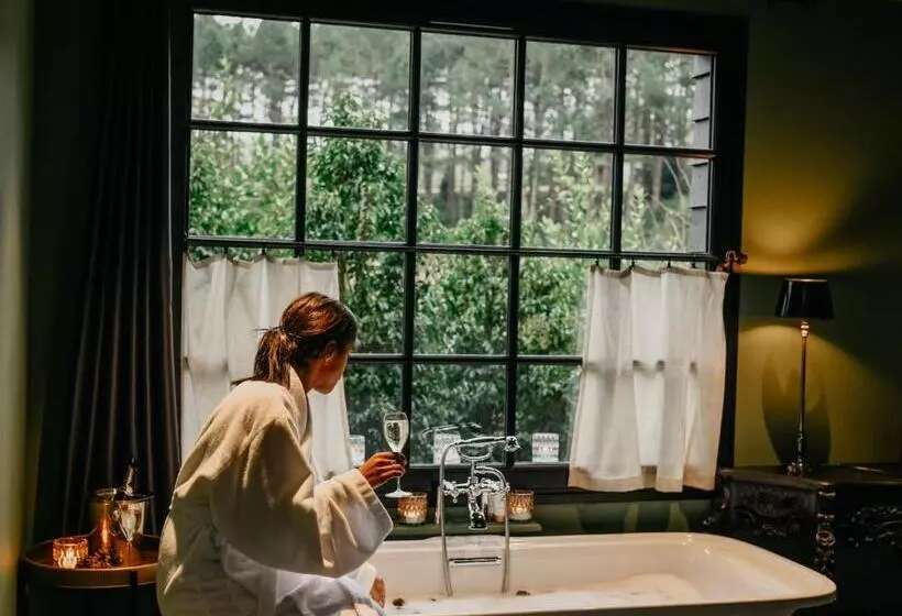 Hotelli Les Pins De Cesar  La Campagne D Etretat