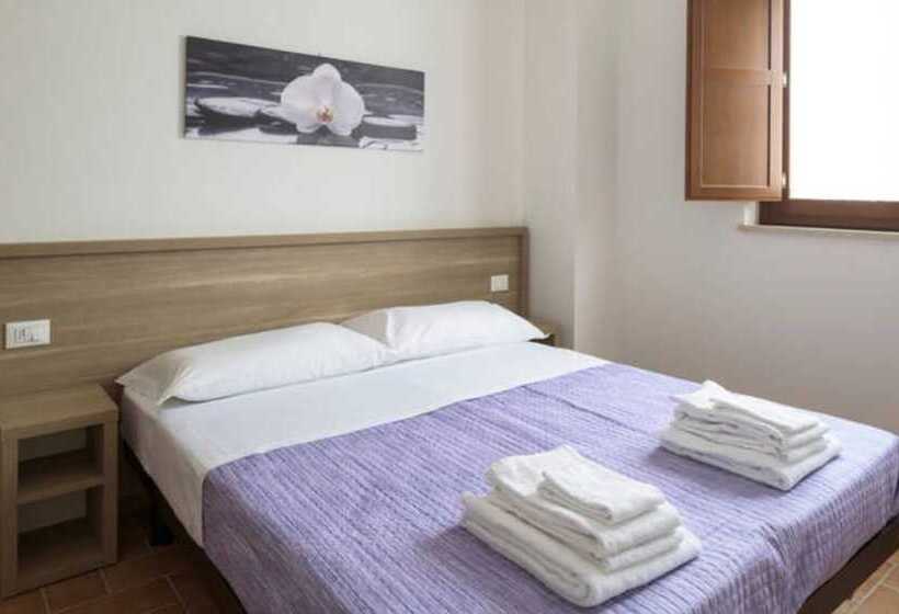 فندق ريفى Agriturismo Annarella