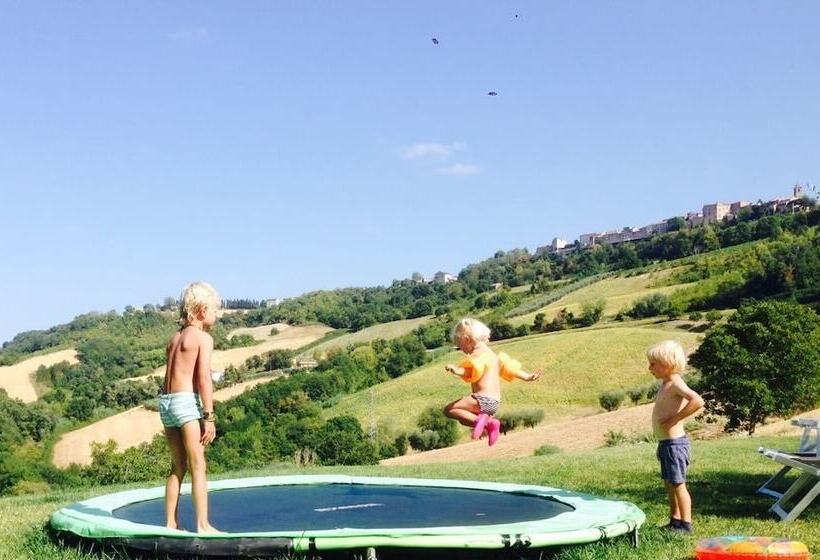 فندق ريفى Agriturismo Annarella