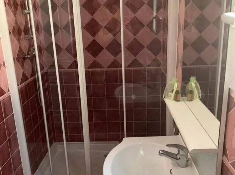 Majatalo Auberge Du Montagnier