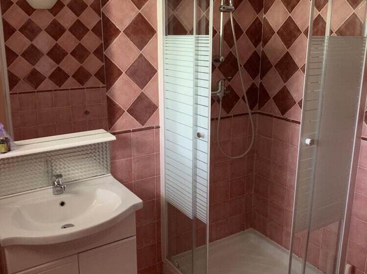 بنسيون Auberge Du Montagnier