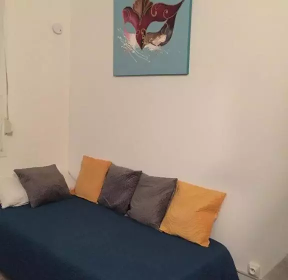 Majatalo Chez Grand Mere