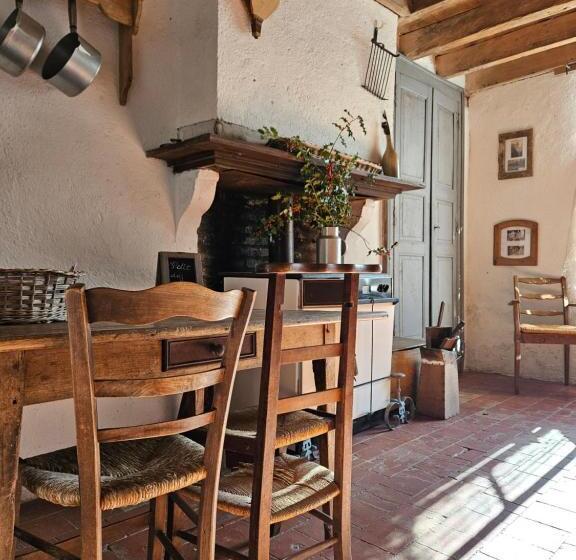 بنسيون Gîte Le Porteau Enchanteur