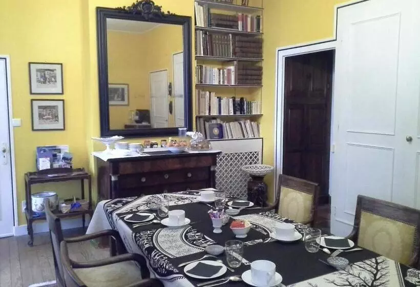 Majatalo Le Logis De Ruelle