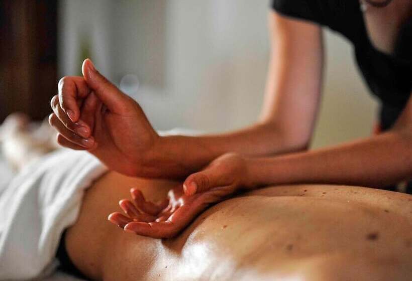 ペンション Le Miel Et L'eau