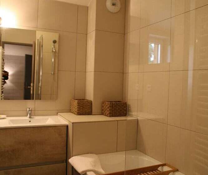 ペンション Le Miel Et L'eau