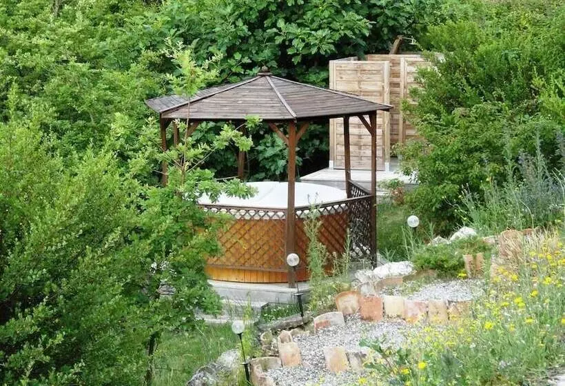 Majatalo Les Gouttes D'eau