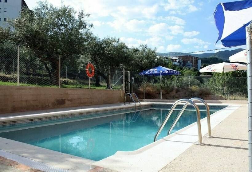 Общежитие Campamento Los Tres Picos De La Vera