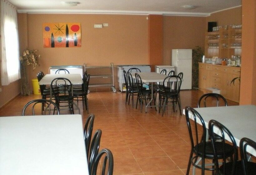 Общежитие Campamento Los Tres Picos De La Vera