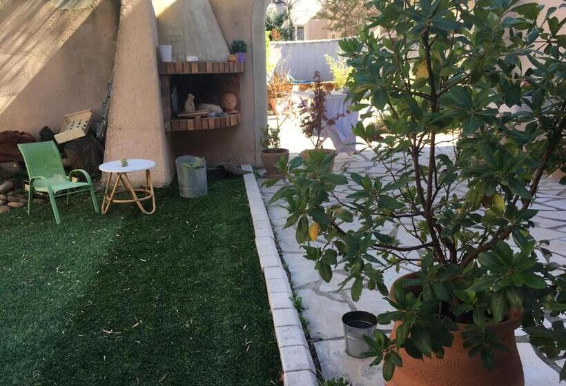 민박 La Tramontane