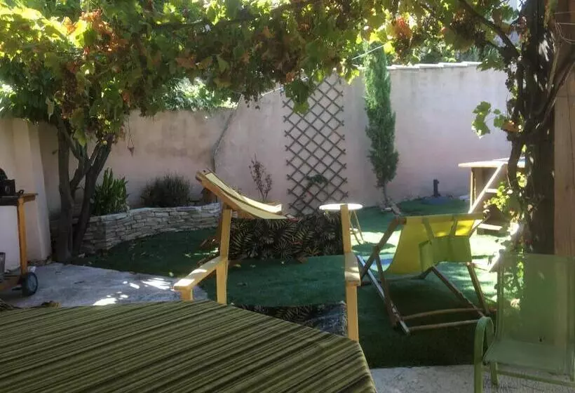 ベッドアンドブレックファースト La Tramontane