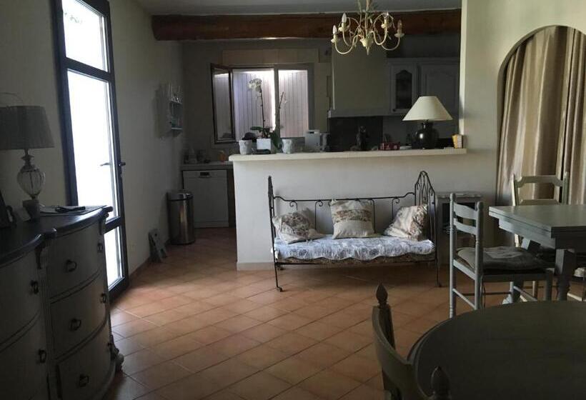 민박 La Tramontane