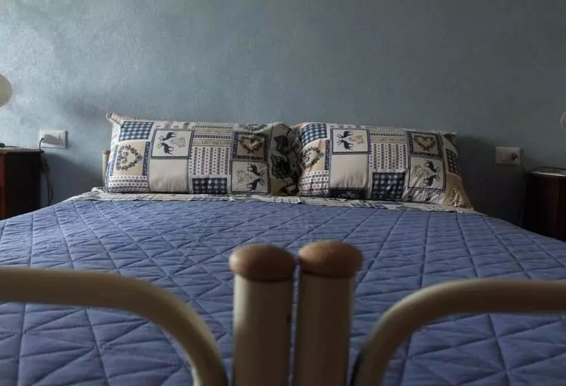 Aamiaismajoitus (B&B) Ca D Pinin